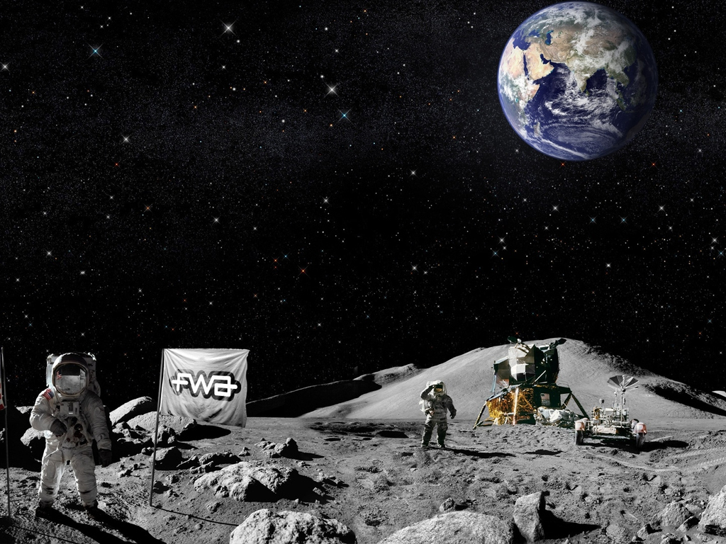 Download Nasa Astronaut in the Moon, NASA, Astronaut, Moon Wallpaper in  1024x768 Resolution