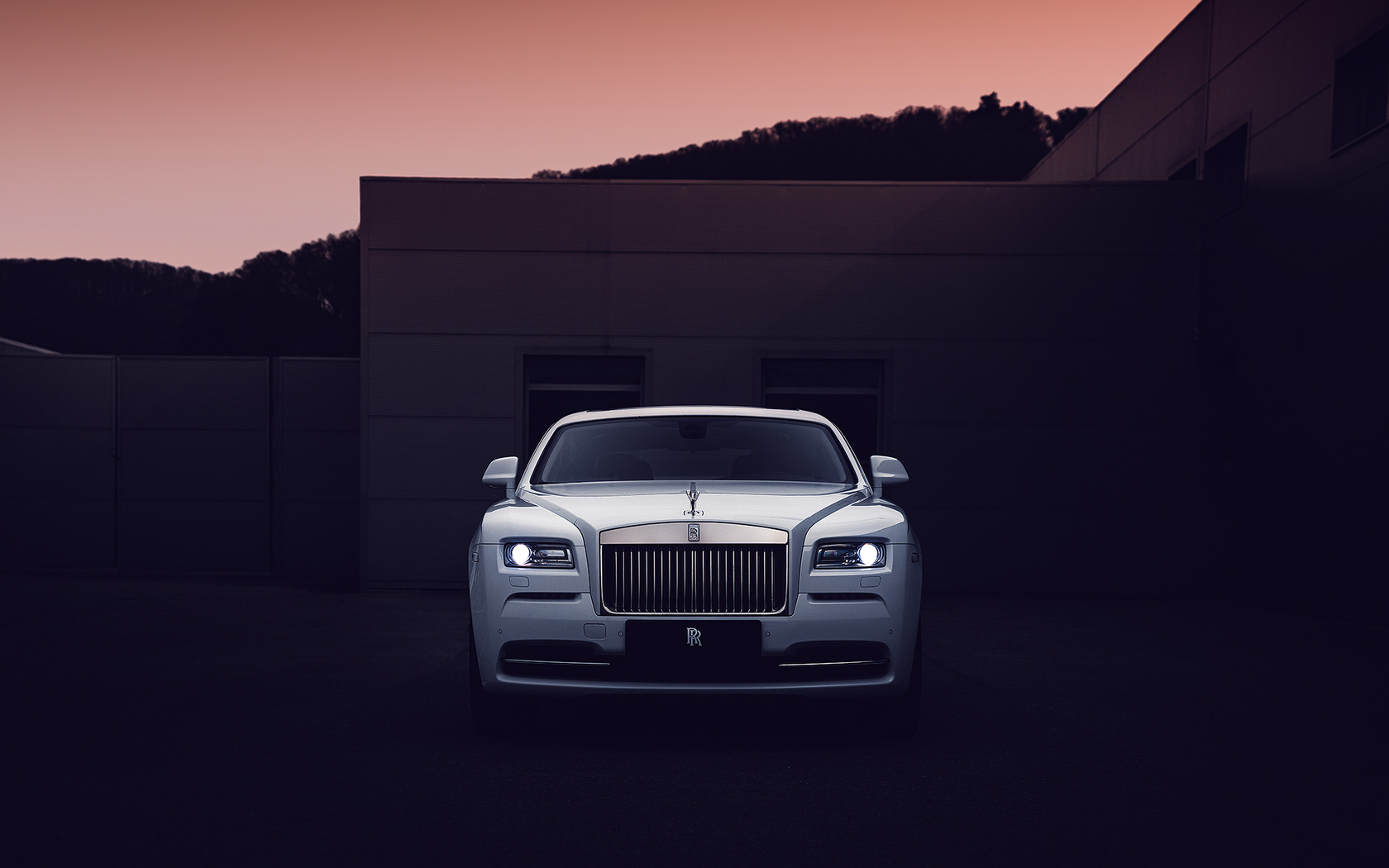 Download White Elegant, White, Elegant, Rolls, Royce, Rolls Royce, Rich,  Life, 2K Wallpaper in 1680x1050 Resolution
