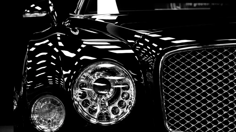 Обои Bentley Mulsanne Headlights 2400x1350