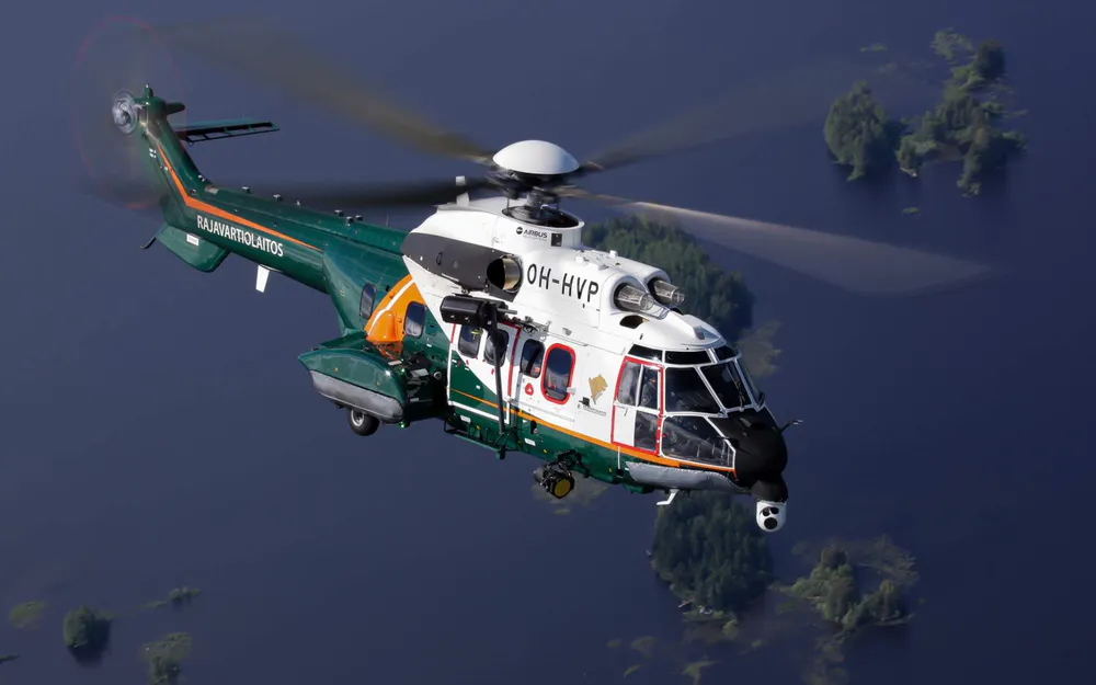 Обои Puma Helicopter 400x240