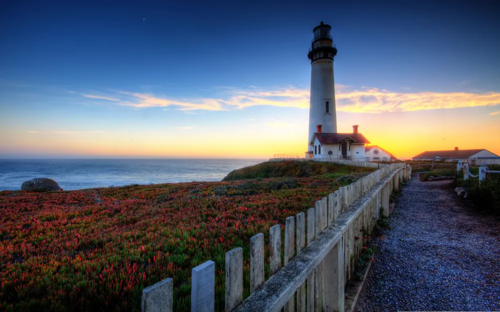 Обои Lighthouse 1440x900