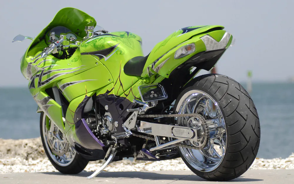 Wallpaper Kawasaki Zx14r Heavy Bike 720x1280